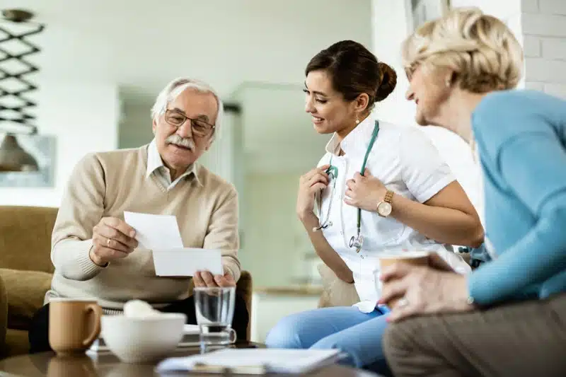 Les garanties indispensables dans un contrat de mutuelle santé senior