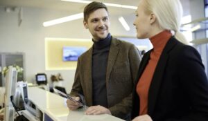 Seniors travaillant dans le secteur privé et leurs caractéristiques